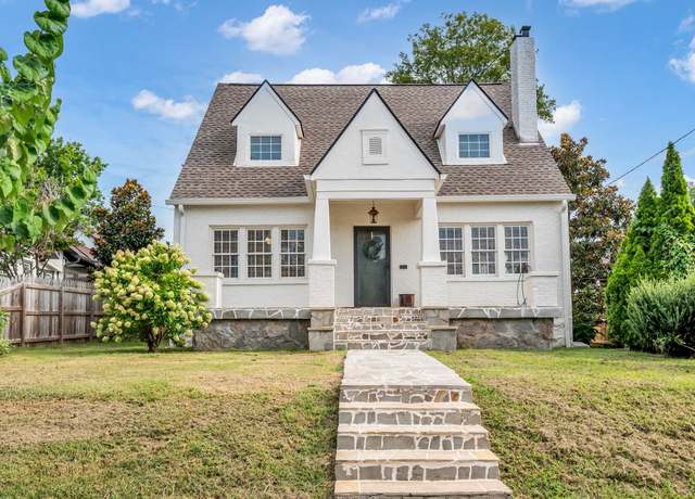 Property at 1514 Sweetbriar Ave, Nashville, TN 37212, 4 beds, 2 baths