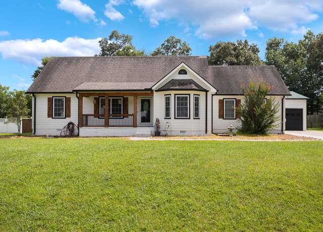 Property at 913 Indian Springs Cir, Manchester, TN 37355, 4 beds, 3 baths