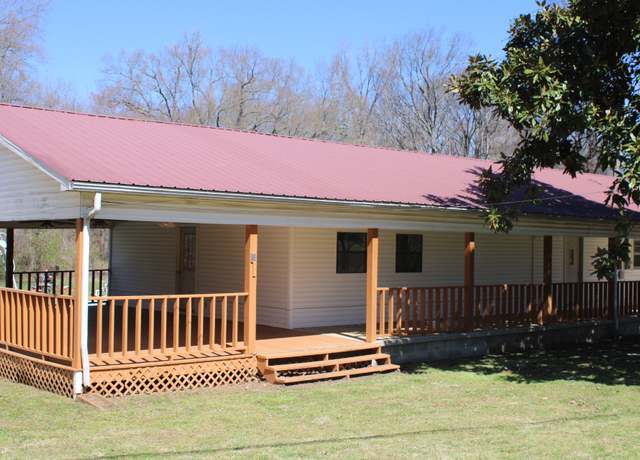Property at 5369 Hillsboro Viola Rd, Manchester, TN 37355, 3 beds, 2 baths