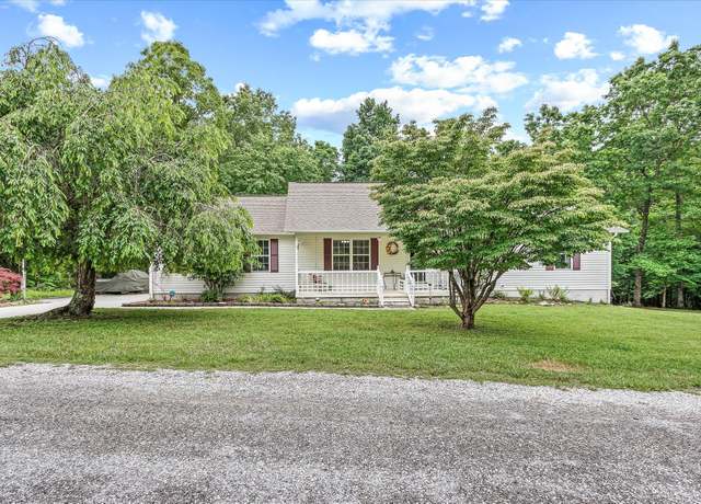 Property at 2008 Spruce Loop, Crossville, TN 38555, 3 beds, 2.5 baths