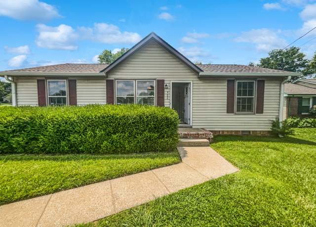 Property at 902 Leigh Ct, Clarksville, TN 37042, 3 beds, 2 baths