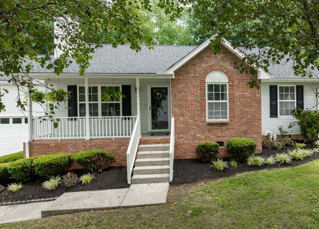 Property at 108 Choctaw Cir, White House, TN 37188, 3 beds, 2 baths