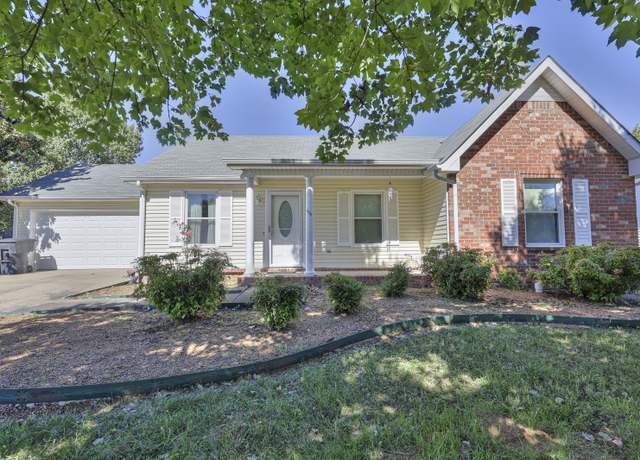 Property at 1710 Locerbie Dr, Murfreesboro, TN 37128, 3 beds, 2 baths