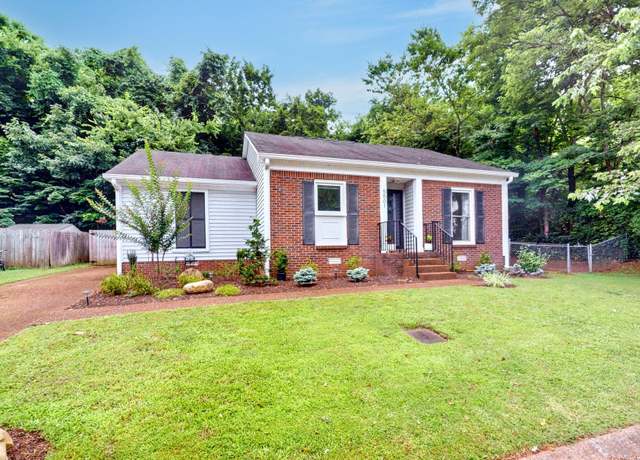 Property at 5501 Village Way, Nashville, TN 37211, 3 beds, 2 baths
