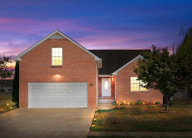 Property at 1033 Chardea Dr, Clarksville, TN 37040, 3 beds, 2 baths
