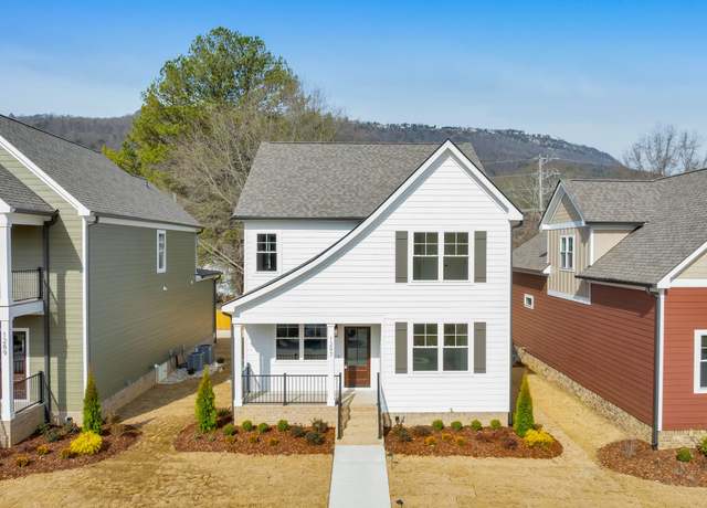Property at 1297 Thomas Ave, Chattanooga, TN 37409, 3 beds, 2.5 baths