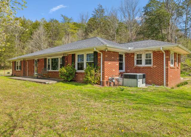 Property at 1649 Granville Hwy, Gainesboro, TN 38562, 3 beds, 2 baths