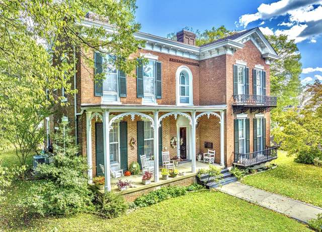 Property at 607 N 2nd St N, Clarksville, TN 37040, 5 beds, 4 baths