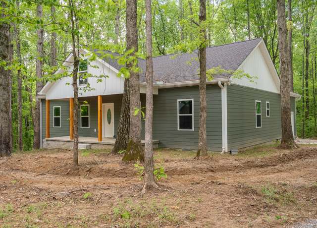 Property at 32 Periwinkle Ln, Leoma, TN 38468, 3 beds, 2 baths