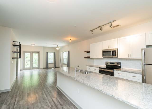 Property at 782 Riverfront Pkwy #301, Chattanooga, TN 37402, 2 beds, 2 baths