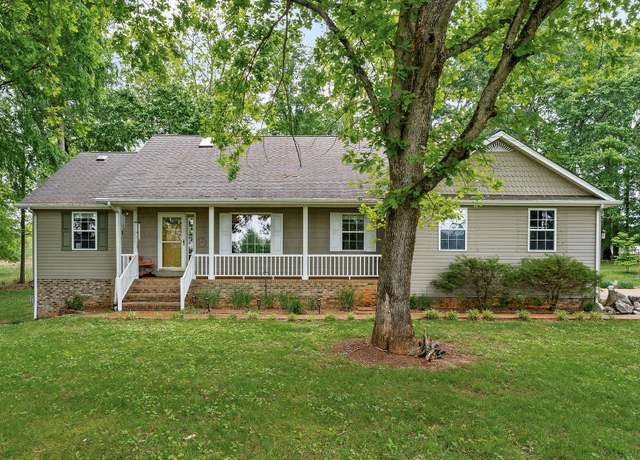Property at 258 Countryside Dr, Sparta, TN 38583, 3 beds, 4 baths
