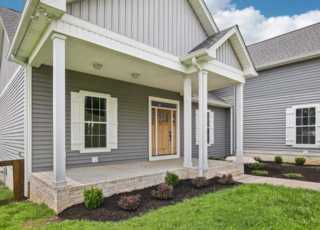 Property at 630 Bridle Path Ln, Hartsville, TN 37074, 3 beds, 2.5 baths