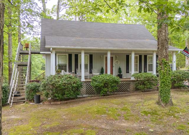 Property at 95 Lakeway Ln, Savannah, TN 38372, 3 beds, 2 baths