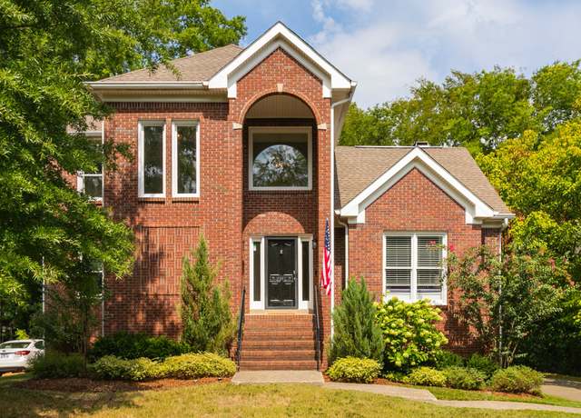 Property at 100 Belle Glen Dr, Nashville, TN 37221, 4 beds, 3.5 baths
