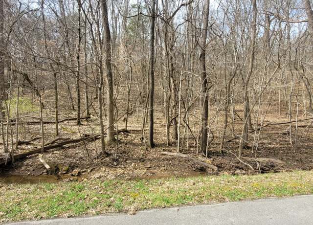 Property at 1 Lakeshore Cir, Dover, TN 37058