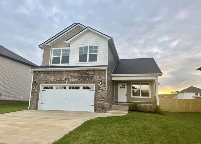 Property at 144 Anderson Pl, Clarksville, TN 37042, 3 beds, 2.5 baths