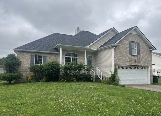 Property at 205 Holly Ln, White House, TN 37188, 3 beds, 2 baths