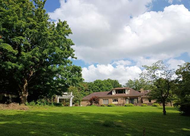 Property at 651 Old Lebanon Dirt Rd, Hermitage, TN 37076, 3 beds, 3 baths