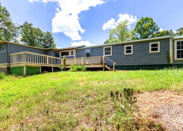 Property at 326 Pond Hollow Rd, Lobelville, TN 37097, 1 bed, 3 baths