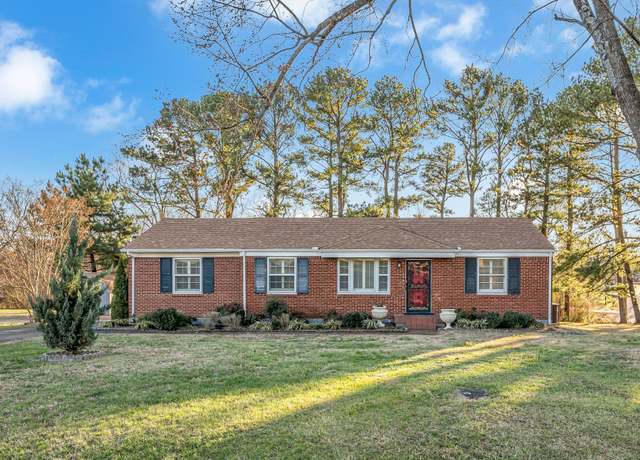 Property at 205 Luna Dr, Nashville, TN 37211, 3 beds, 2 baths