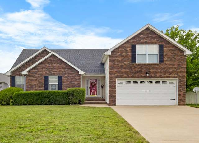 Property at 2577 Emerald Ct, Clarksville, TN 37042, 4 beds, 2 baths