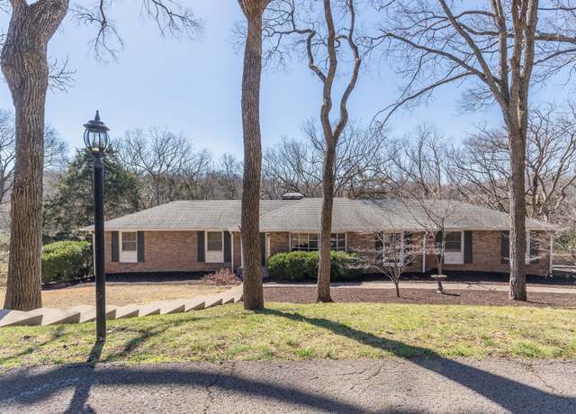 Property at 4631 Shys Hill Rd, Nashville, TN 37215, 4 beds, 3 baths