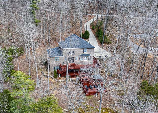 Property at 106 Joys Way, Lewisburg, KY 42256, 4 beds, 3.5 baths
