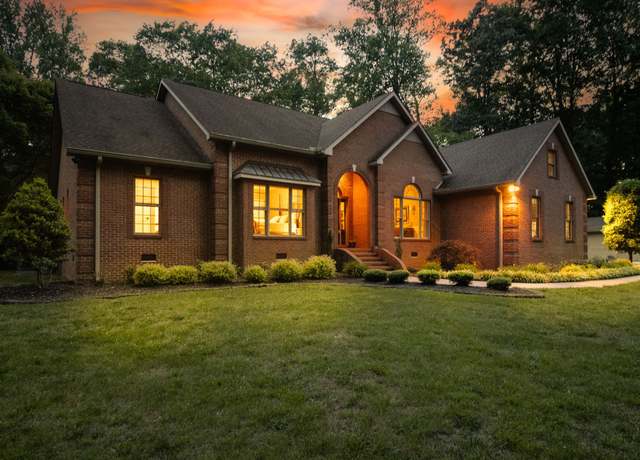 Property at 189 Turkey Creek Dr, Tullahoma, TN 37388, 4 beds, 2.5 baths