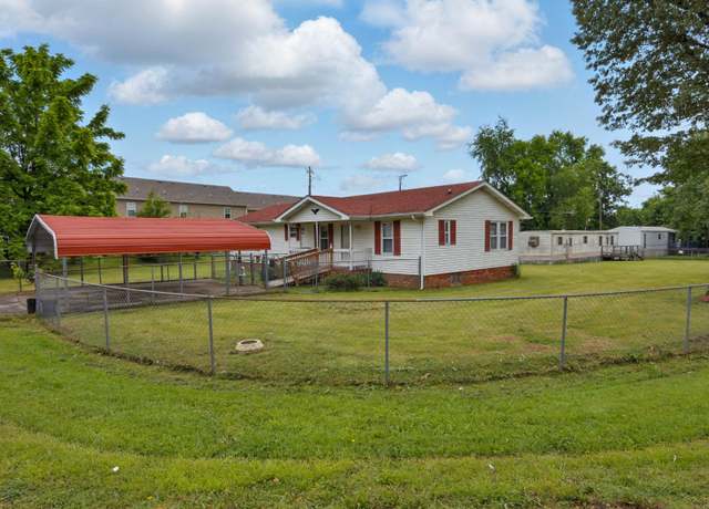 Property at 1709 Bastogne St, Clarksville, TN 37042, 3 beds, 2 baths