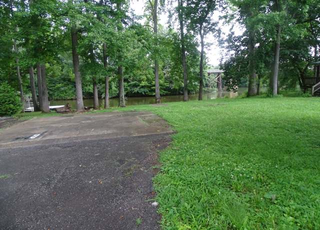 Property at 1341 Chapmansboro Rd, Chapmansboro, TN 37035