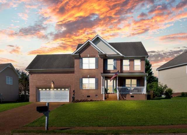 Property at 2105 Burgess Ln, Spring Hill, TN 37174, 3 beds, 2.5 baths