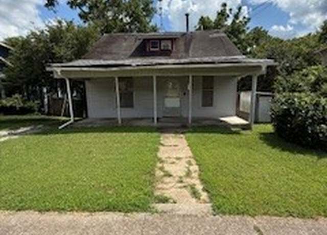 Property at 1403 Paris Ave, Nashville, TN 37212, 3 beds, 2 baths