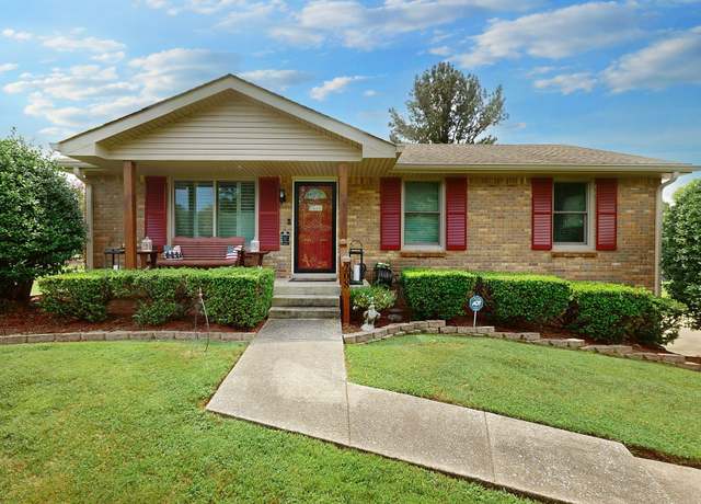 Property at 208 E Old Trenton Rd, Clarksville, TN 37043, 4 beds, 2 baths