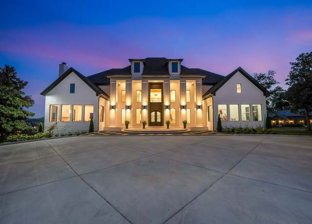 Property at 5603 Winslet Dr, Franklin, TN 37064, 4 beds, 5.5 baths