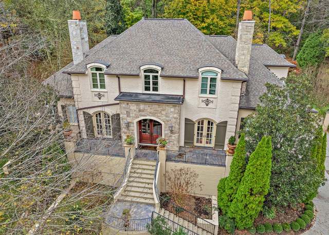 Property at 1620 Edgewater Ct, Franklin, TN 37069, 6 beds, 5.5 baths