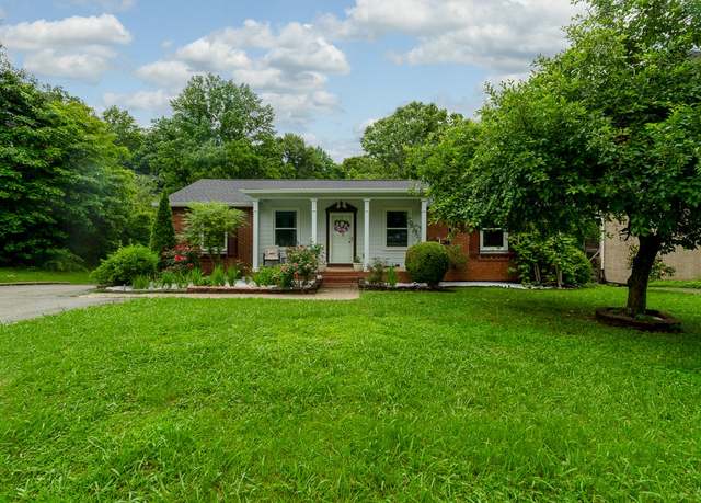 Property at 123 Ashland Dr, Ashland City, TN 37015, 3 beds, 2 baths