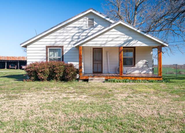 Property at 48 Idaho Rd, Leoma, TN 38468, 2 beds, 1 bath