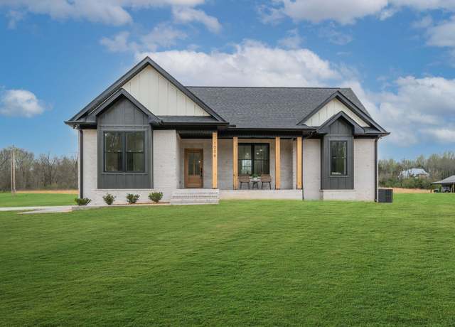 Property at 1006 Clifton Valley Rd, Dickson, TN 37055, 3 beds, 2 baths