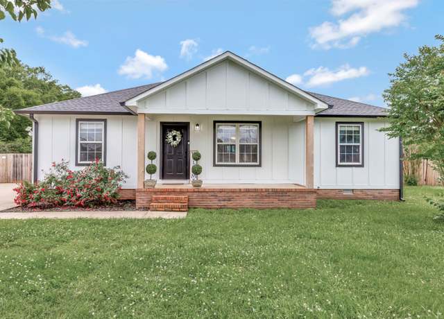 Property at 2312 Forrest Fields Dr, Chapel Hill, TN 37034, 3 beds, 2.5 baths