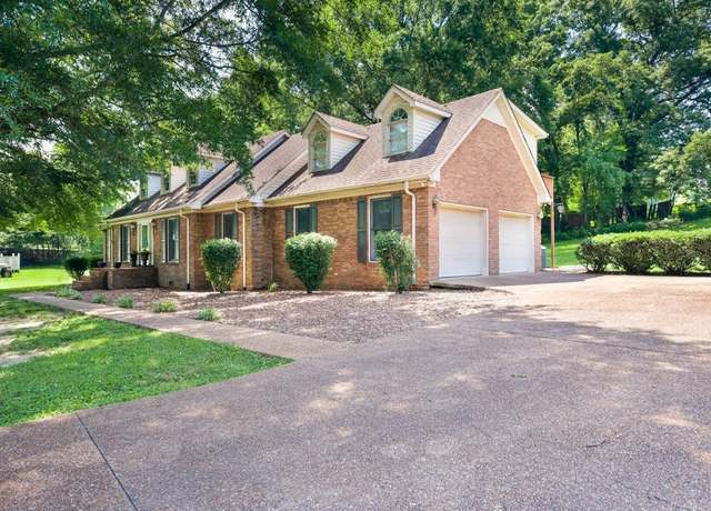 Property at 175 Travis Trl, Mcminnville, TN 37110, 4 beds, 3 baths