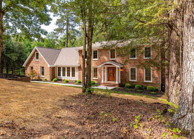 Property at 38 Rock Crest Dr, Signal Mountain, TN 37377, 5 beds, 3.5 baths