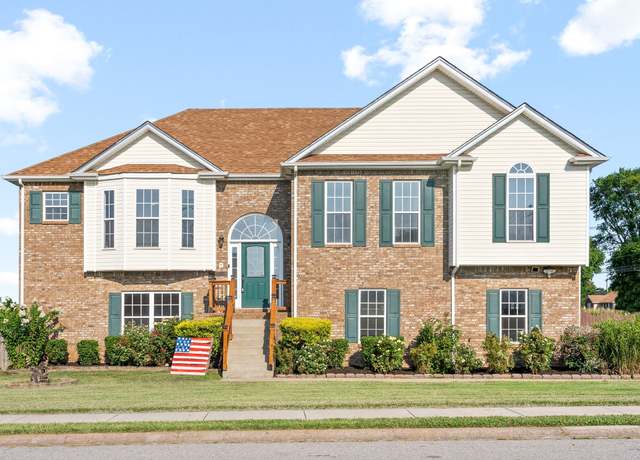 Property at 894 Samantha Ln, Clarksville, TN 37040, 4 beds, 3 baths