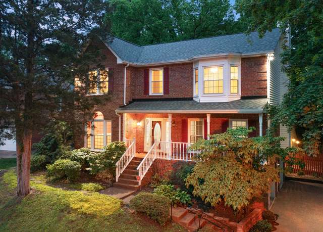 Property at 429 Old Oak Way, Hermitage, TN 37076, 4 beds, 2.5 baths