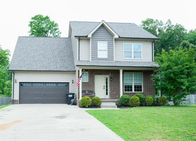 Property at 141 Sycamore Hill Dr, Clarksville, TN 37042, 3 beds, 2.5 baths