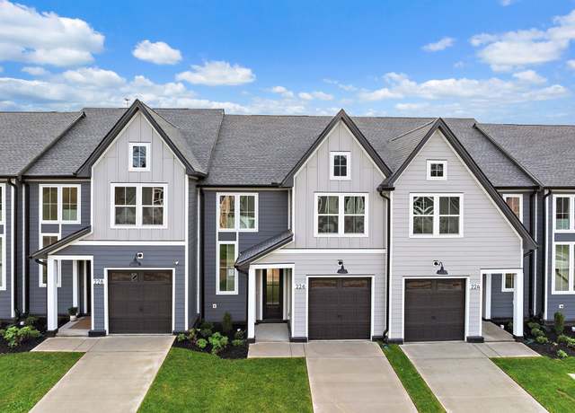Property at 224 Panther Dr, Murfreesboro, TN 37127, 3 beds, 2.5 baths
