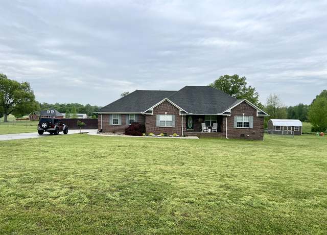 Property at 21 Eastridge Rd, Fayetteville, TN 37334, 3 beds, 2 baths