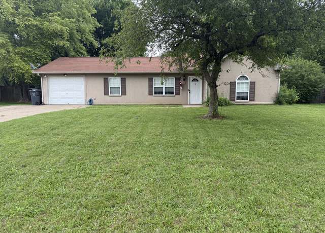 Property at 1158 Patton Pl, Oak Grove, KY 42262, 3 beds, 2 baths