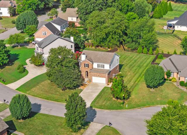 Property at 268 Avignon Way, Clarksville, TN 37043, 3 beds, 2.5 baths