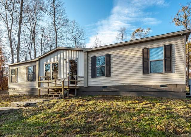 Property at 1902 Cotton Hollow Rd, Red Boiling Springs, TN 37150, 3 beds, 2 baths