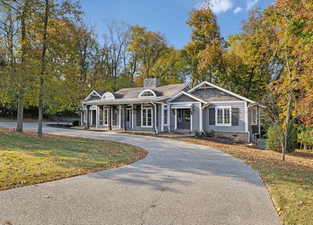 Property at 301 Anchor Ln, Old Hickory, TN 37138, 3 beds, 2.5 baths